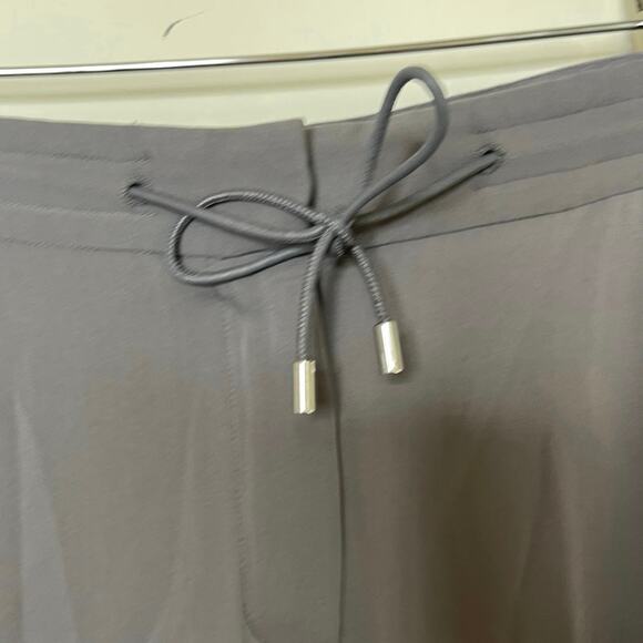 Loro Piana grey 100% silk tapered trouser pants sz 40 US 4 - Picture 9 of 10